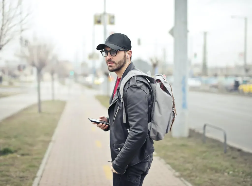 Plecaki markowe - jak wybrać idealny model?